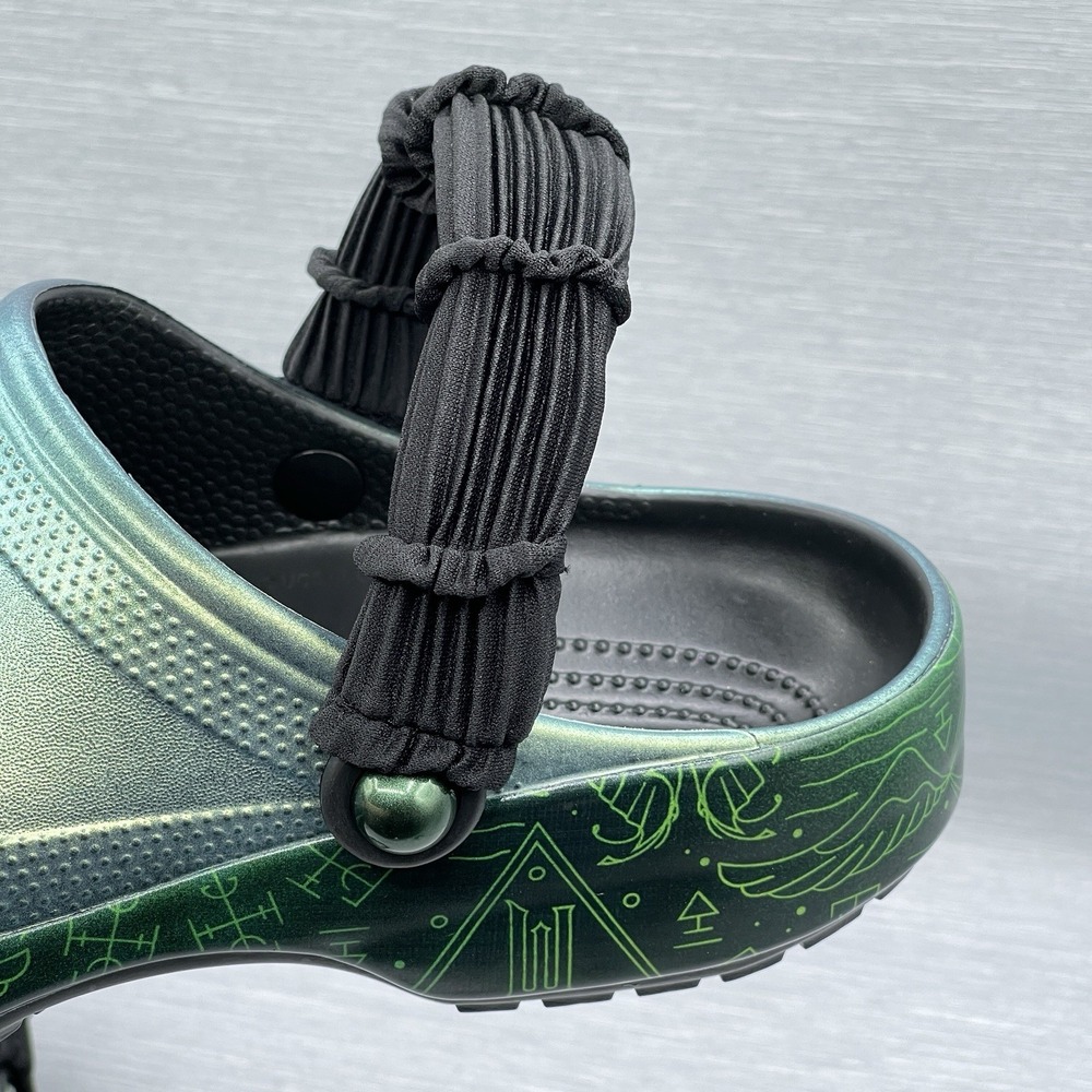 Crocs Wicked Elphaba Men's 5 Women's 7 Classic Clogs Limited Edition For Good - Picture 6 of 14